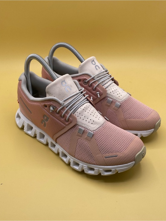 On Clouds Shoes - On Cloud 5 running shoes rose pink